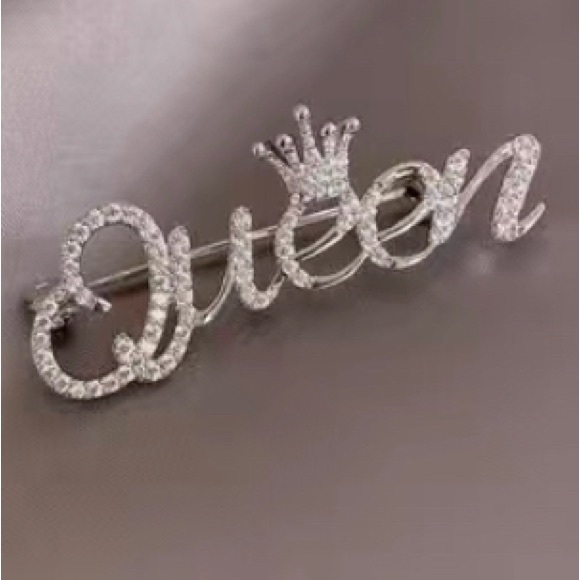 💐🔴Queen with crown Elegant Brooch MEDIUM - Picture 5 of 7